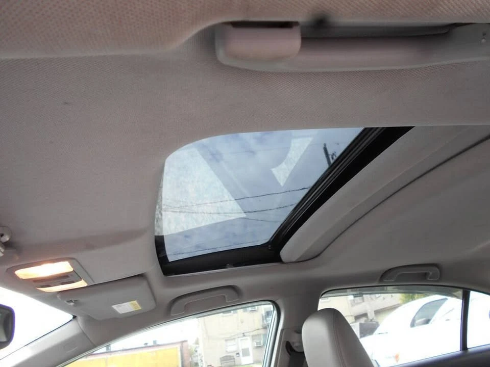 2015 Honda Civic 9th Gen - Image 15 of 20