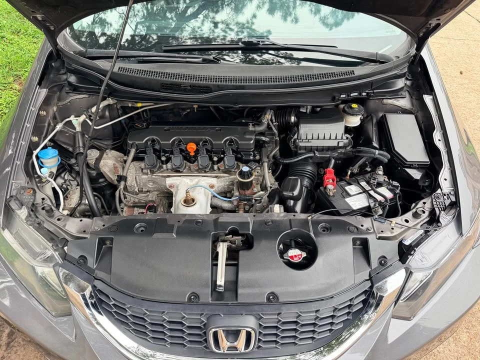 2015 Honda Civic 9th Gen - Image 19 of 21