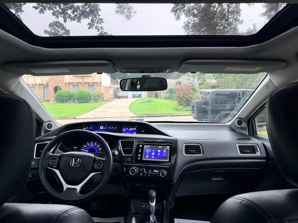 2015 Honda Civic 9th Gen - Image 17 of 21