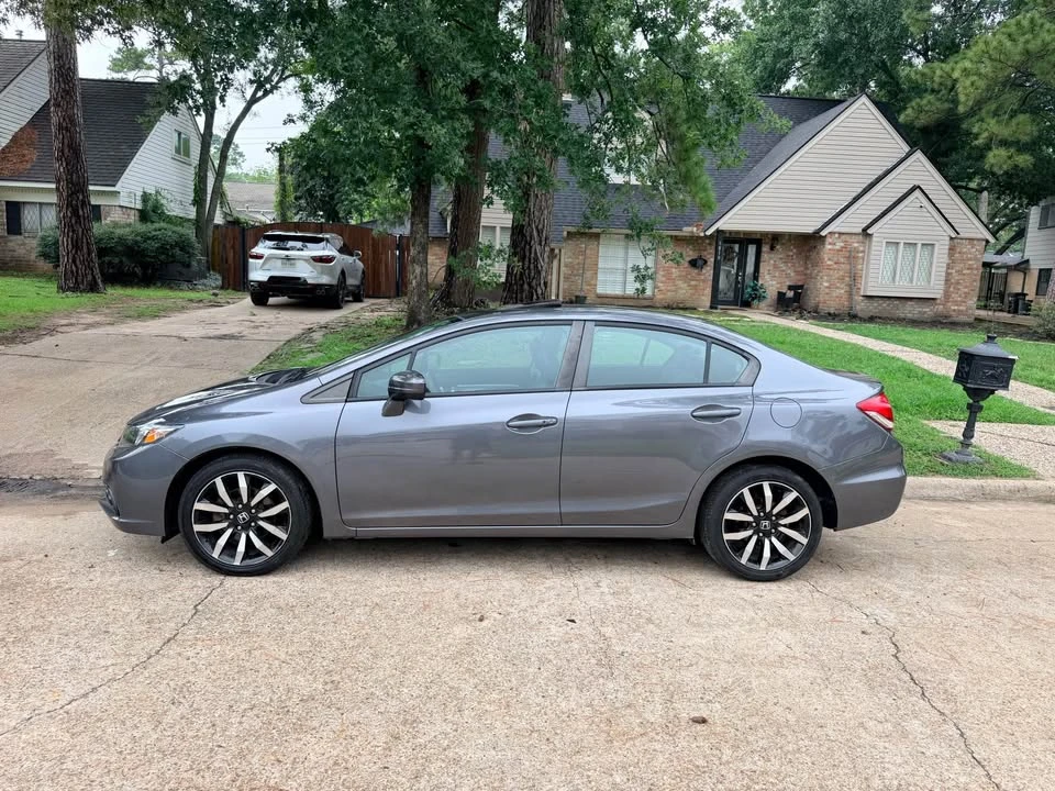 2015 Honda Civic 9th Gen - Image 7 of 21