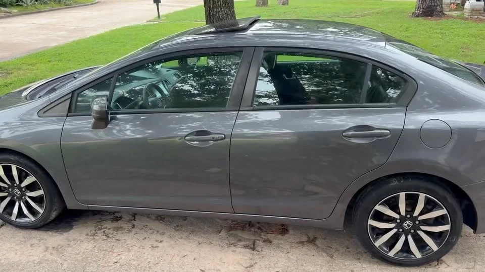 2015 Honda Civic 9th Gen - Image 21 of 21