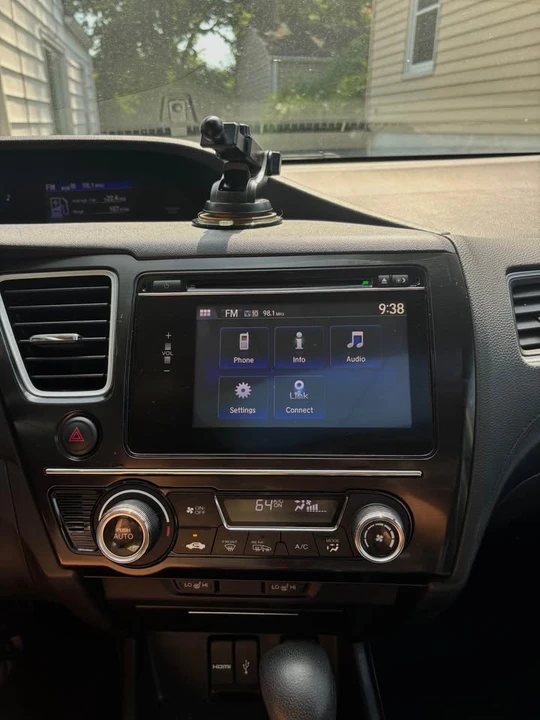2015 Honda Civic 9th Gen - Image 6 of 9