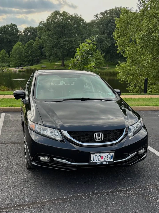2015 Honda Civic 9th Gen - Image 3 of 9