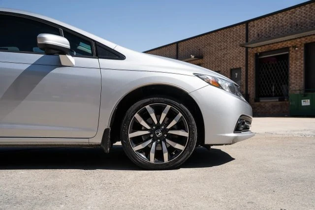 2015 Honda Civic 9th Gen - Image 12 of 28
