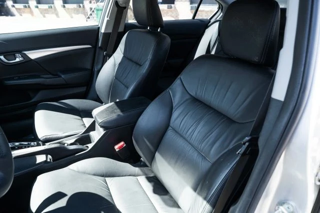 2015 Honda Civic 9th Gen - Image 18 of 28