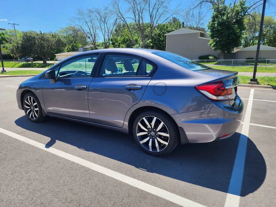 2015 Honda Civic 9th Gen - Image 7 of 19