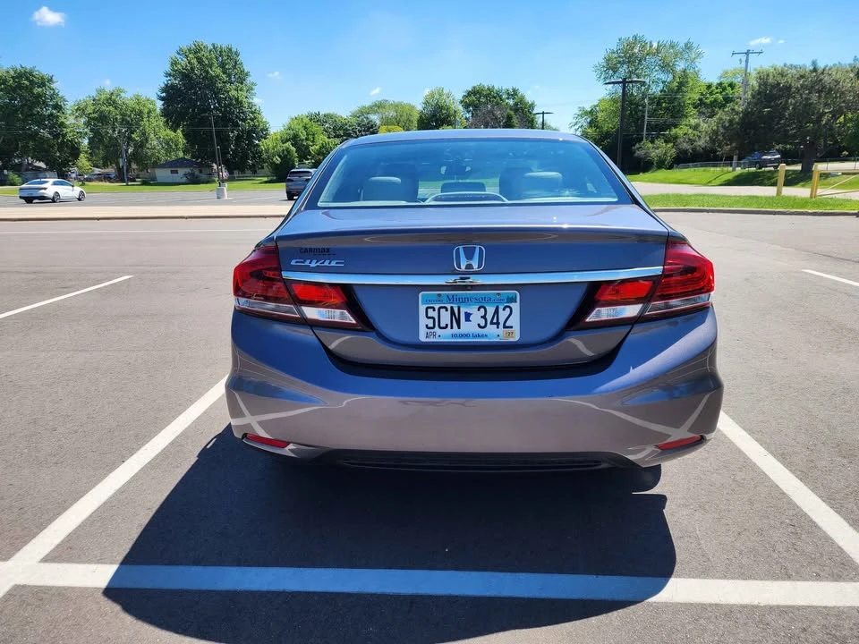 2015 Honda Civic 9th Gen - Image 2 of 19