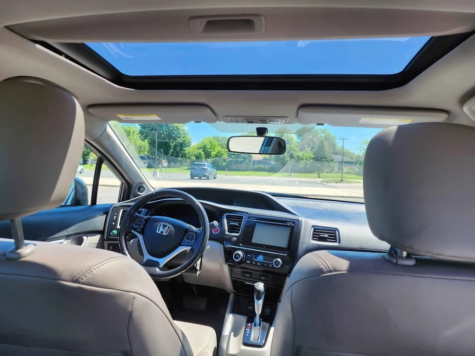 2015 Honda Civic 9th Gen - Image 16 of 19