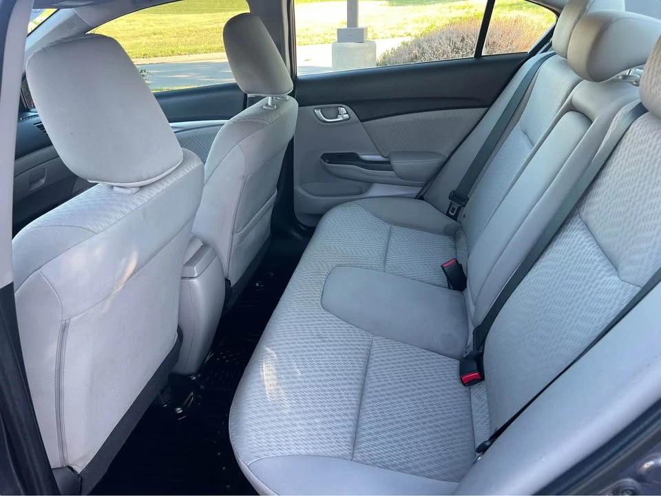 2015 Honda Civic 9th Gen - Image 8 of 12