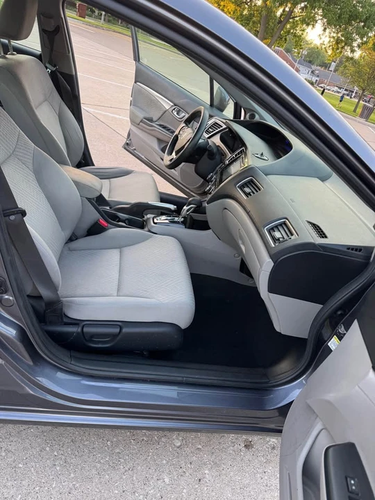 2015 Honda Civic 9th Gen - Image 7 of 9