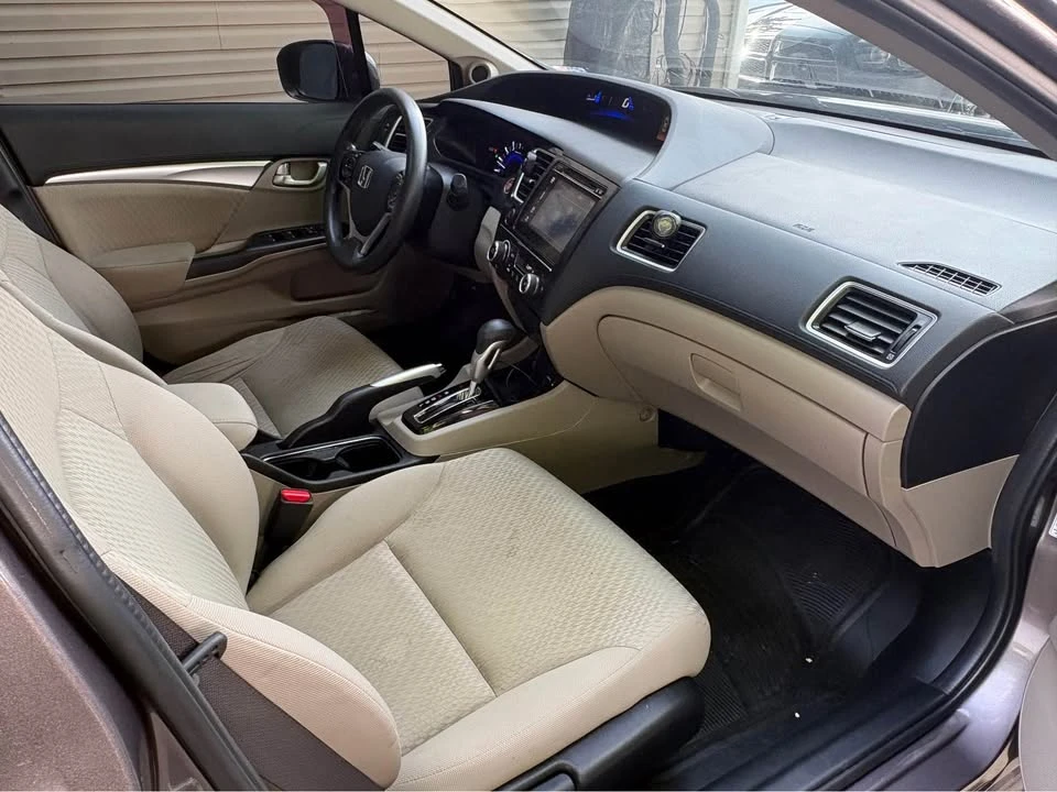 2015 Honda Civic 9th Gen - Image 6 of 17