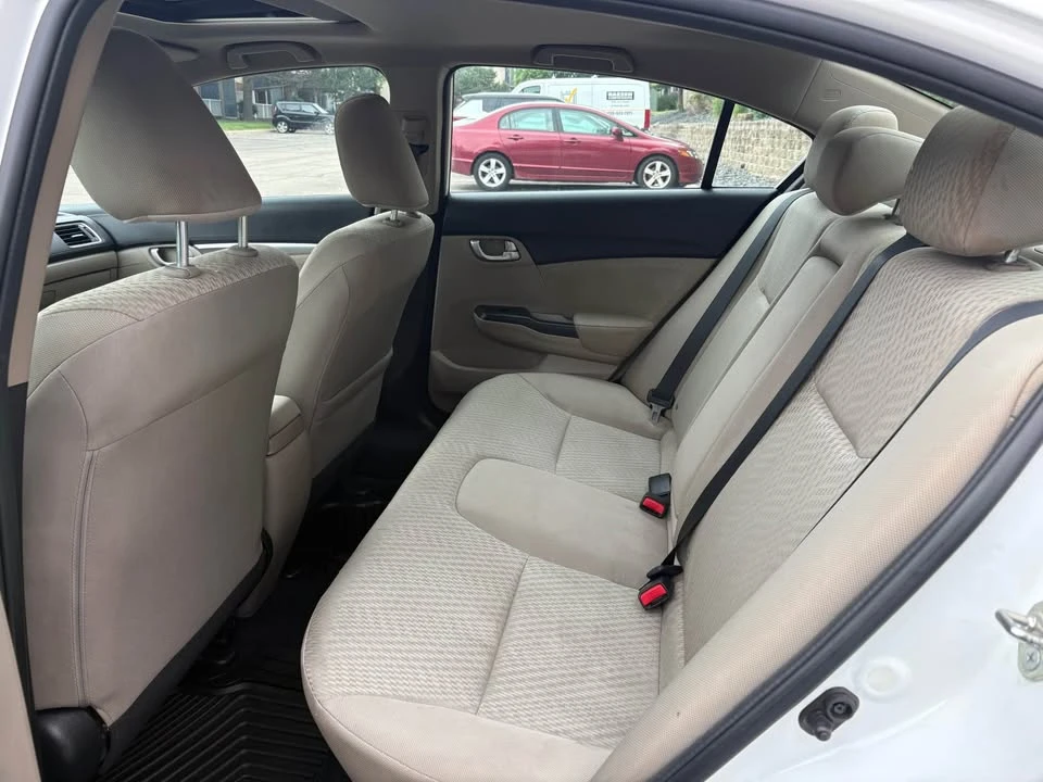 2015 Honda Civic 9th Gen - Image 9 of 17