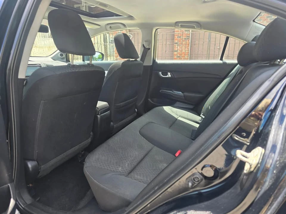 2015 Honda Civic 9th Gen - Image 12 of 15
