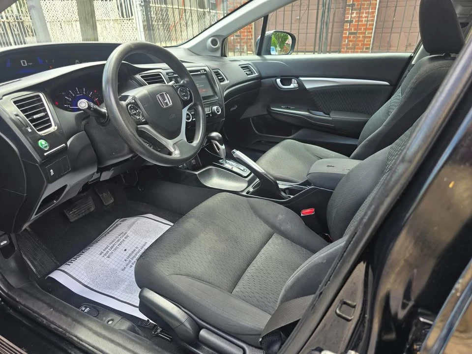 2015 Honda Civic 9th Gen - Image 9 of 15