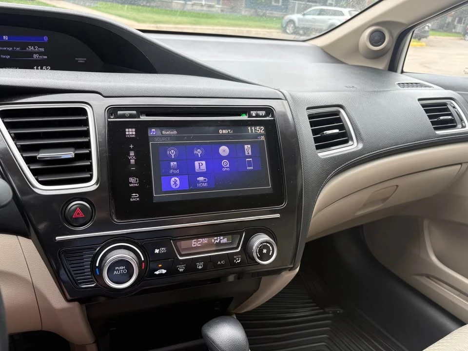 2015 Honda Civic 9th Gen - Image 11 of 17