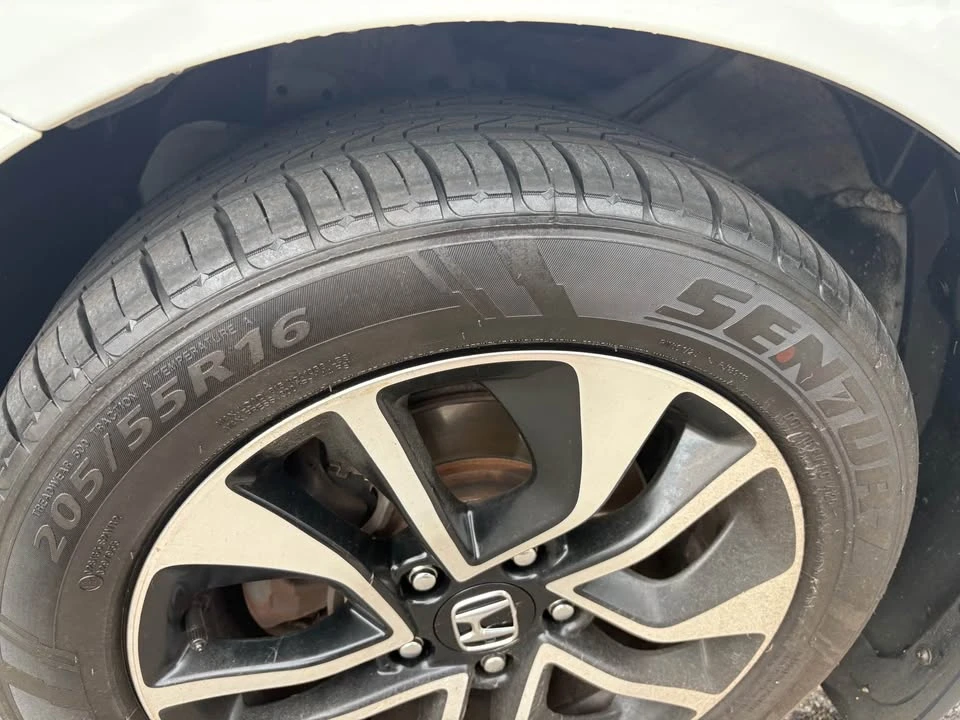 2015 Honda Civic 9th Gen - Image 17 of 17