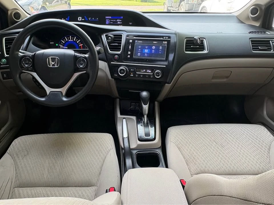 2015 Honda Civic 9th Gen - Image 11 of 17