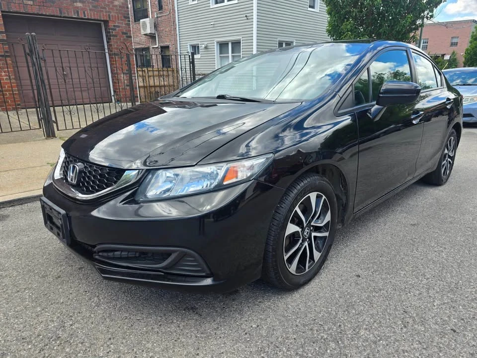 2015 Honda Civic 9th Gen - Image 7 of 15