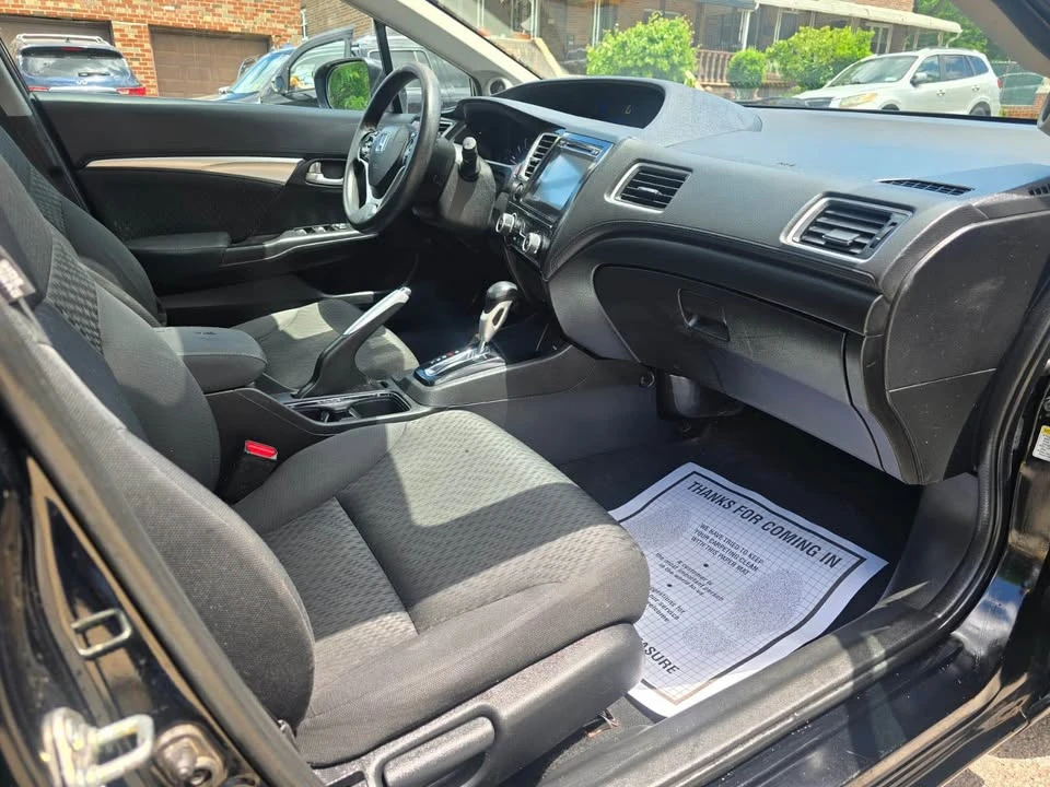 2015 Honda Civic 9th Gen - Image 10 of 15