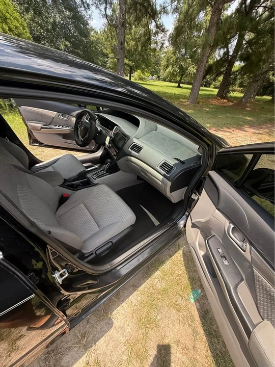 2015 Honda Civic 9th Gen - Image 10 of 10