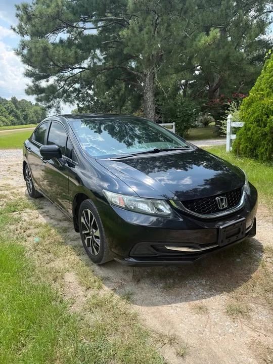2015 Honda Civic 9th Gen - Image 2 of 10