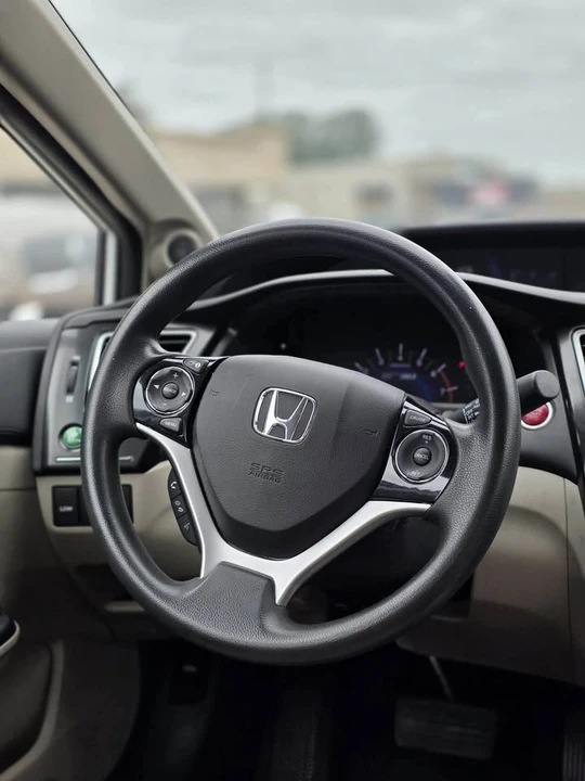 2015 Honda Civic 9th Gen - Image 11 of 20