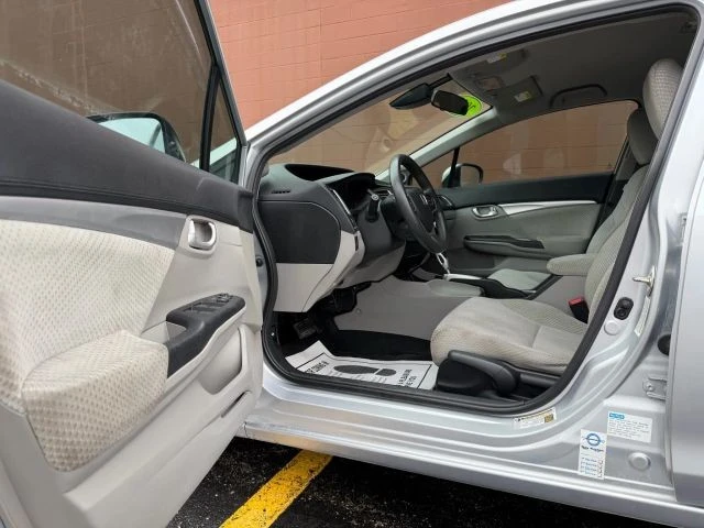 2015 Honda Civic 9th Gen - Image 10 of 21