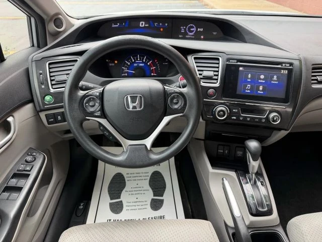 2015 Honda Civic 9th Gen - Image 14 of 21