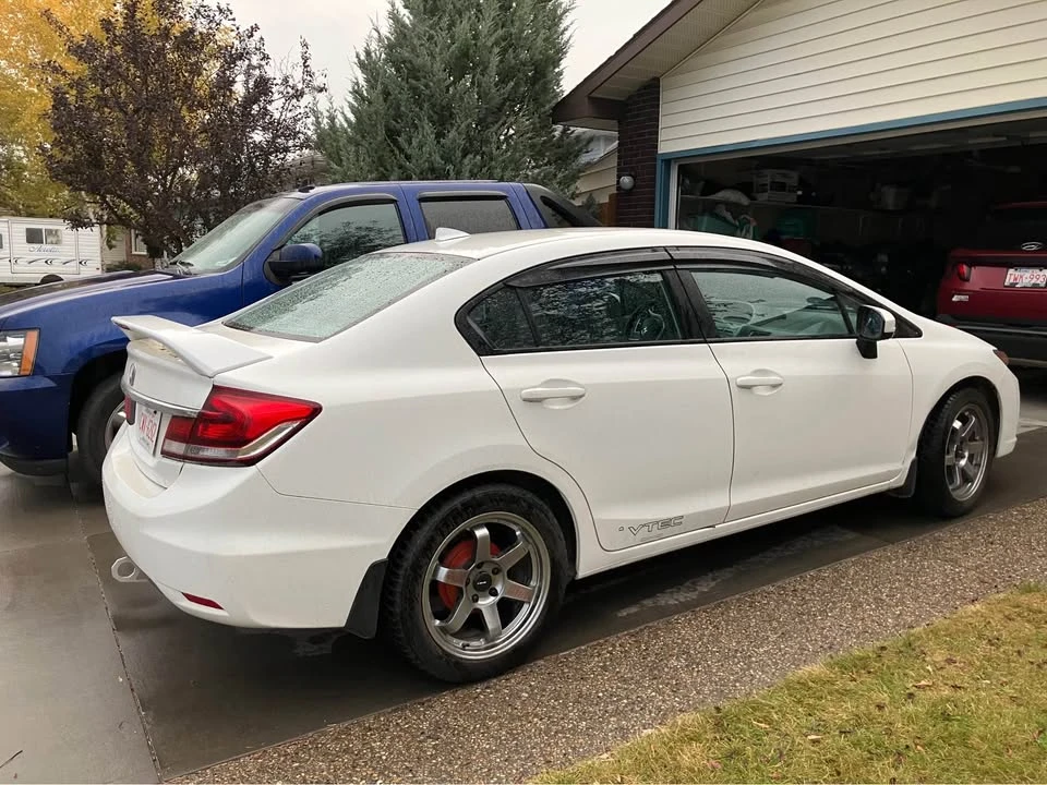2015 Honda Civic 9th Gen - Image 8 of 8