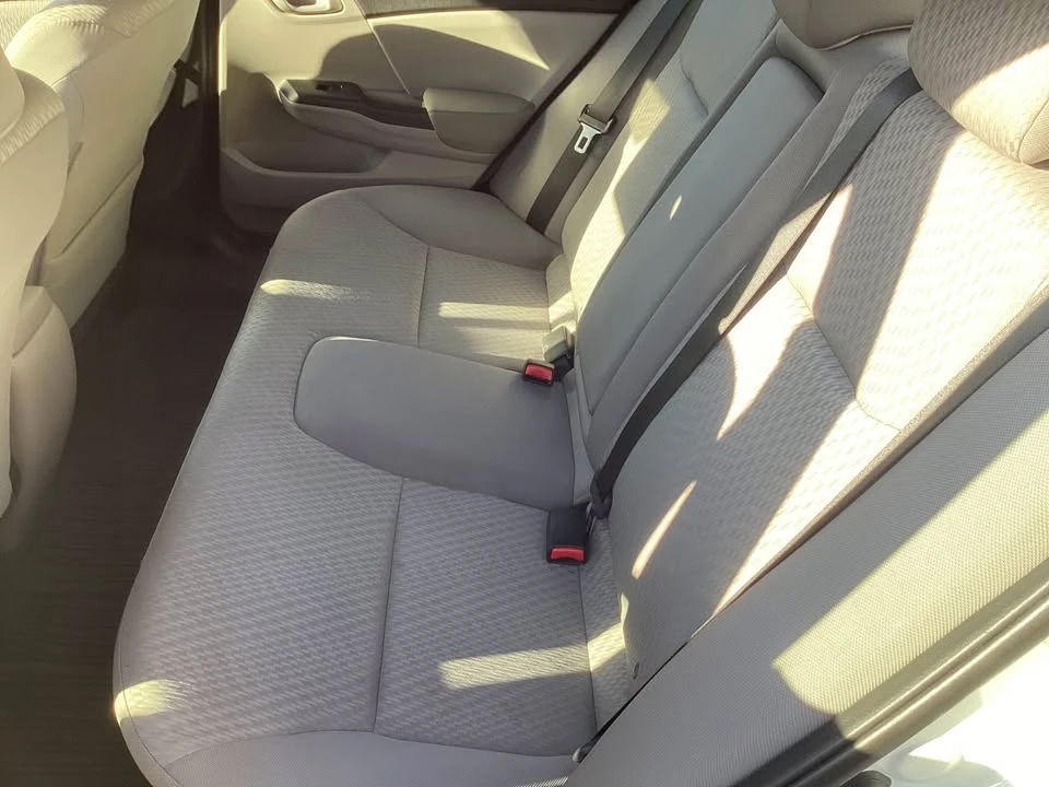 2015 Honda Civic 9th Gen - Image 5 of 8