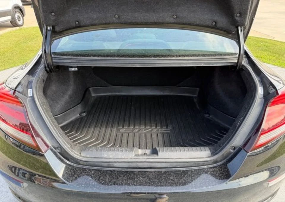 2015 Honda Civic 9th Gen - Image 5 of 17
