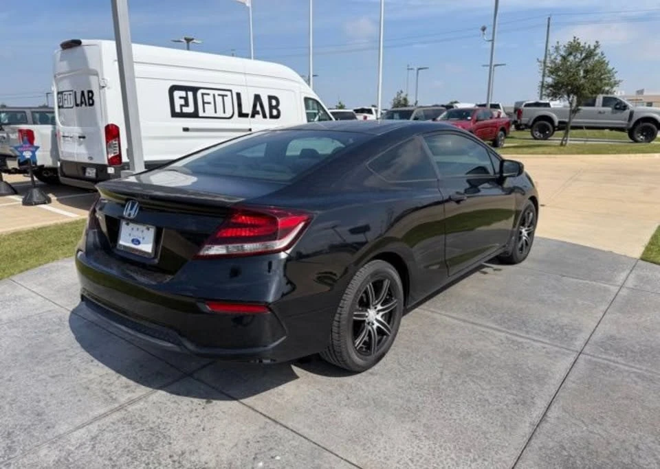 2015 Honda Civic 9th Gen - Image 6 of 17