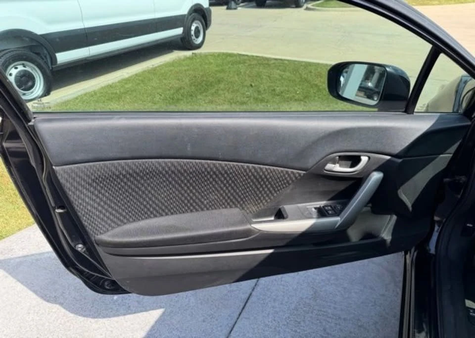 2015 Honda Civic 9th Gen - Image 7 of 17