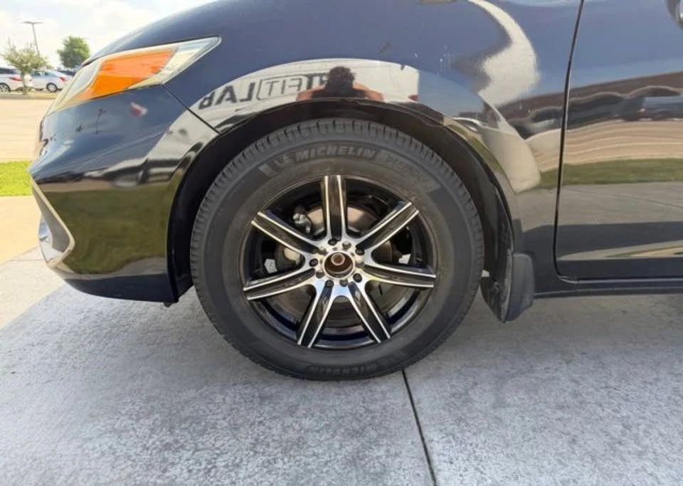 2015 Honda Civic 9th Gen - Image 3 of 17