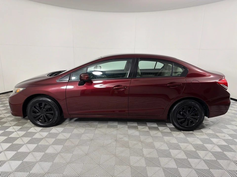 2015 Honda Civic 9th Gen - Image 9 of 12