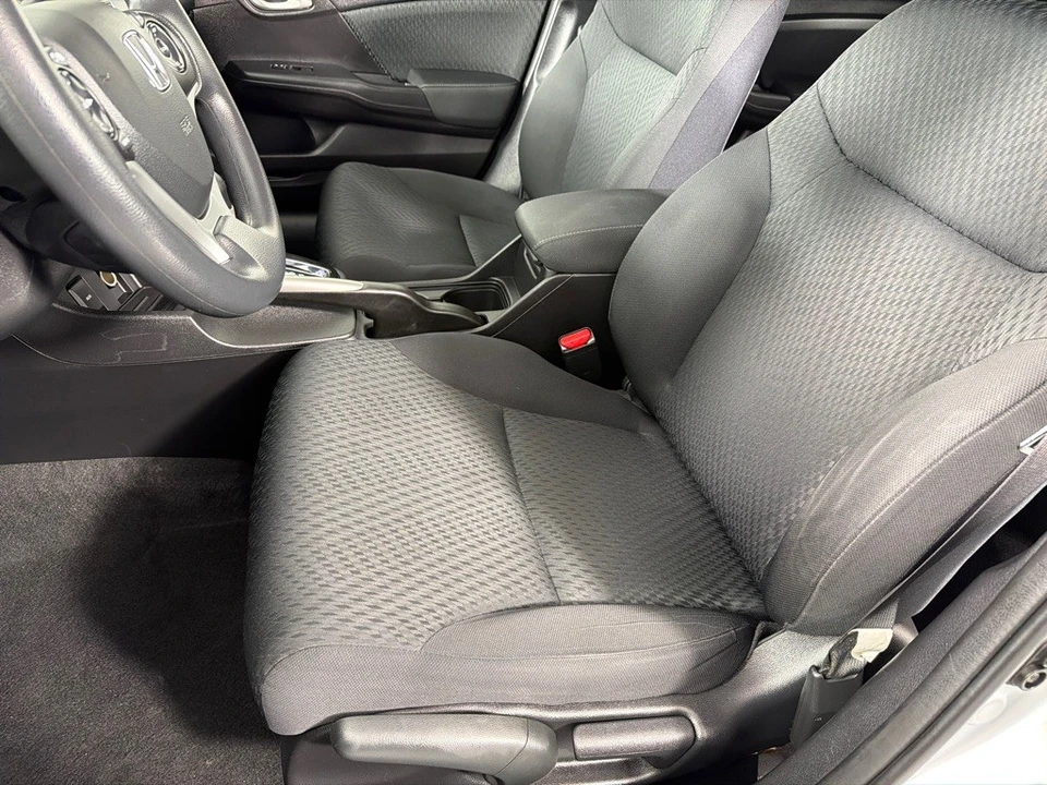 2015 Honda Civic 9th Gen - Image 12 of 24