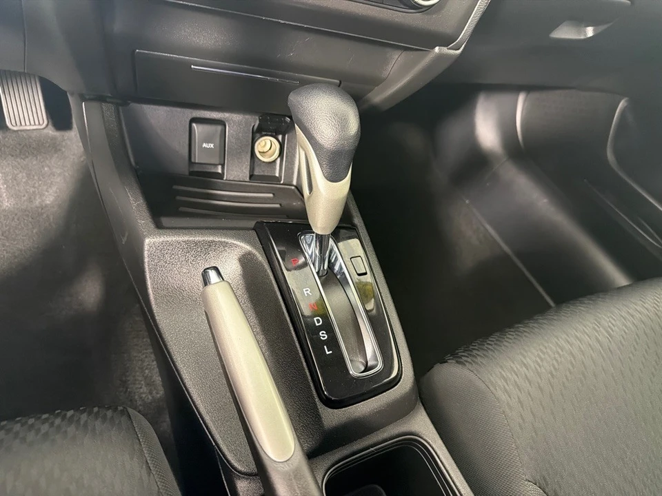 2015 Honda Civic 9th Gen - Image 17 of 24