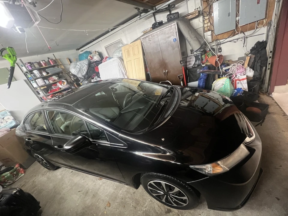 2015 Honda Civic 9th Gen - Image 3 of 16