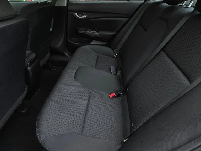 2015 Honda Civic 9th Gen - Image 9 of 19