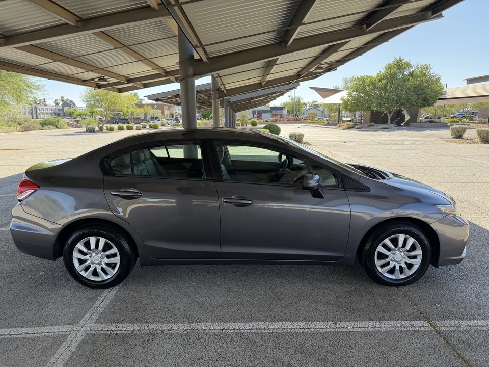2015 Honda Civic 9th Gen - Image 7 of 21