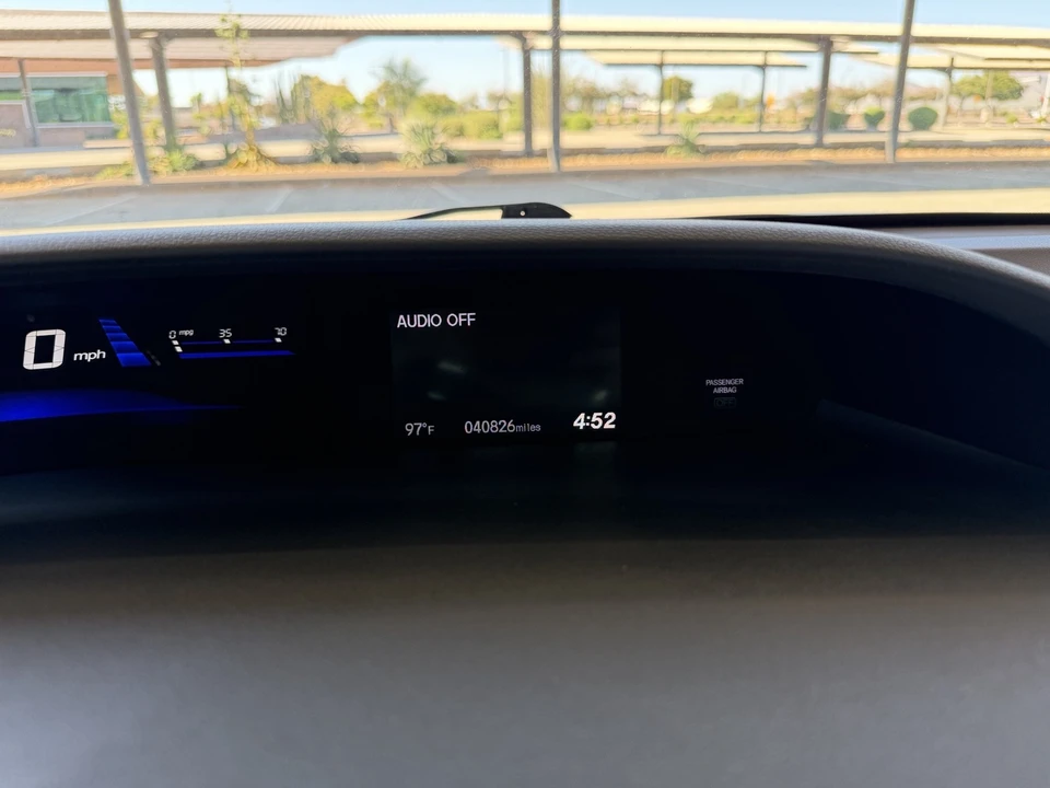 2015 Honda Civic 9th Gen - Image 16 of 21
