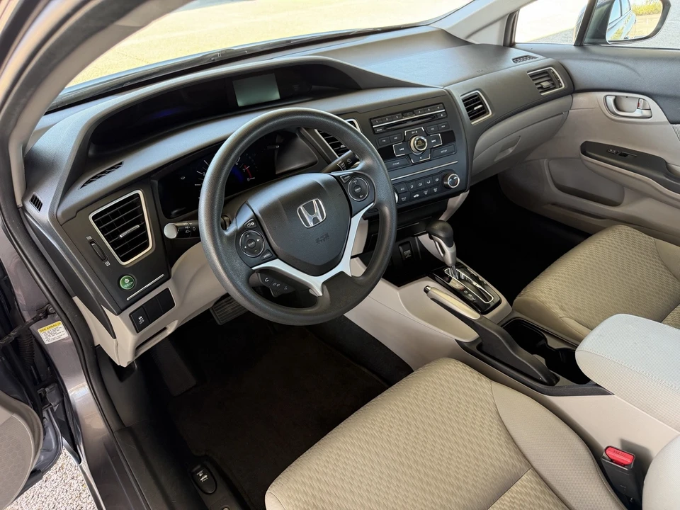 2015 Honda Civic 9th Gen - Image 13 of 21