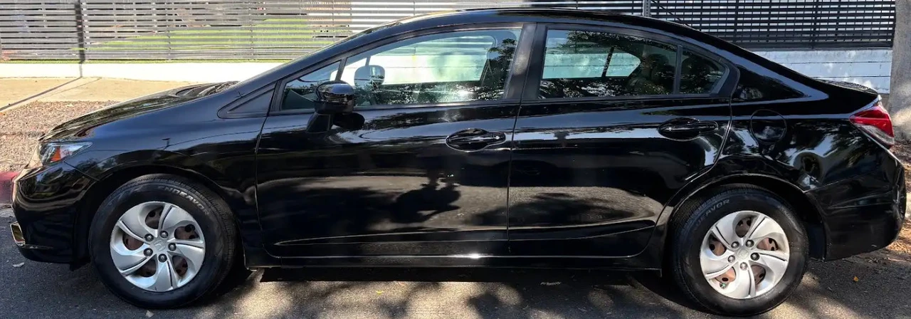 2015 Honda Civic 9th Gen - Image 3 of 13