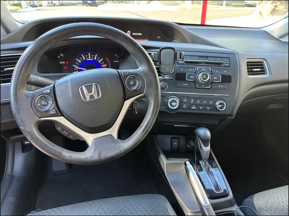2015 Honda Civic 9th Gen - Image 12 of 13