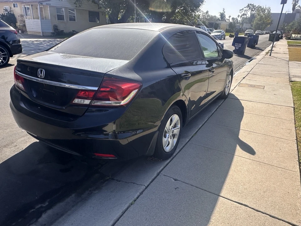 2015 Honda Civic 9th Gen - Image 2 of 7