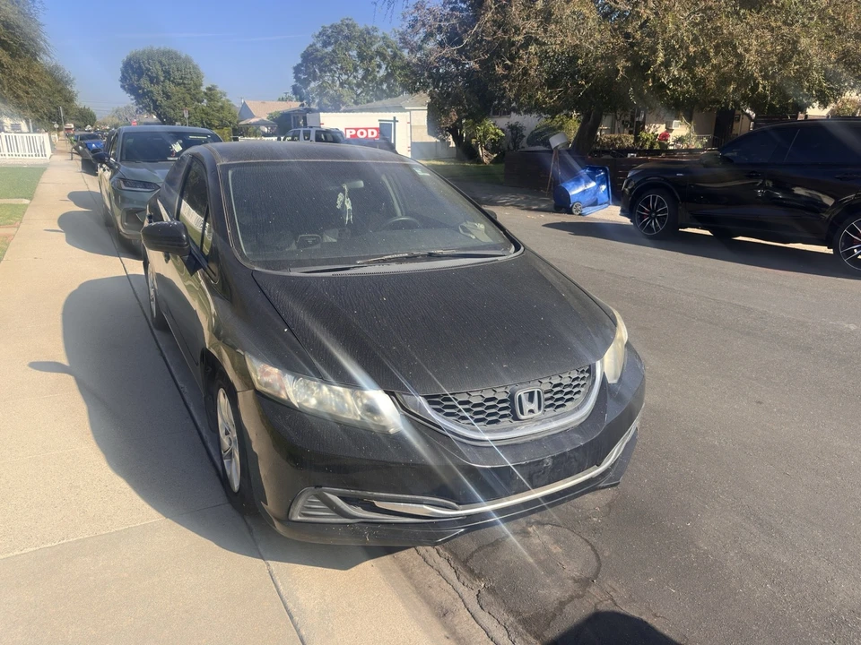 2015 Honda Civic 9th Gen - Image 3 of 7