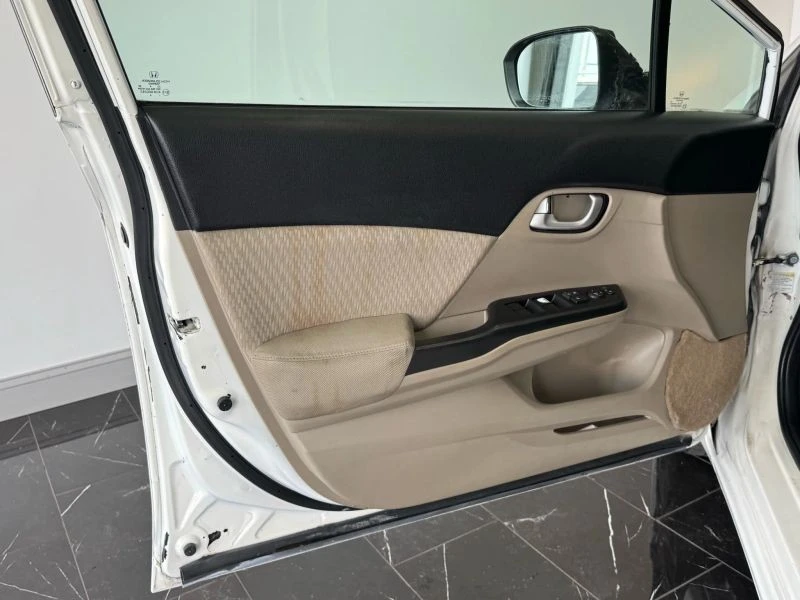 2015 Honda Civic 9th Gen - Image 7 of 12