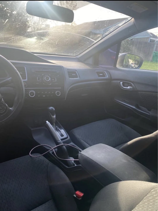 2015 Honda Civic 9th Gen - Image 6 of 11
