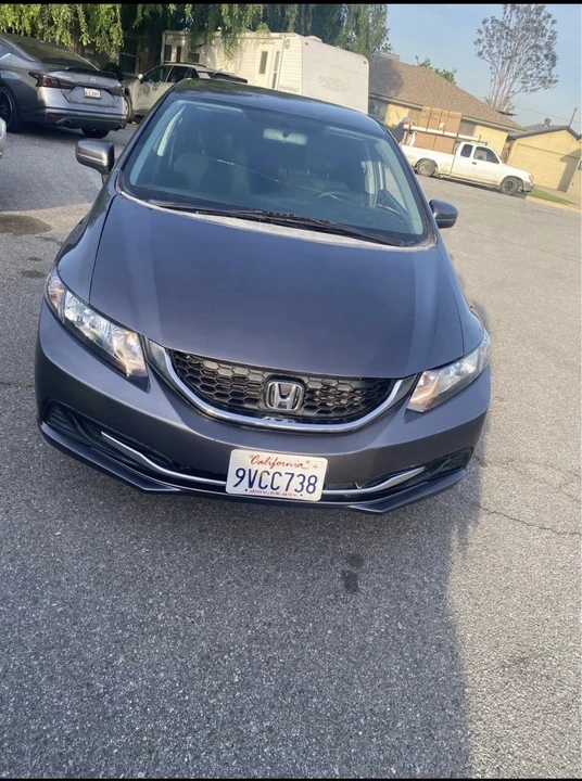 2015 Honda Civic 9th Gen - Image 3 of 11