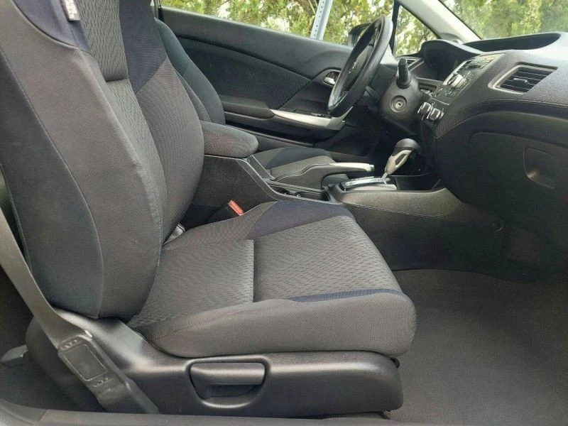 2015 Honda Civic 9th Gen - Image 5 of 12
